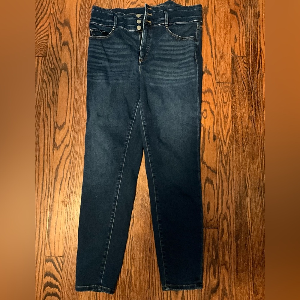 Ann Taylor The Skinny Jeans - Size 12